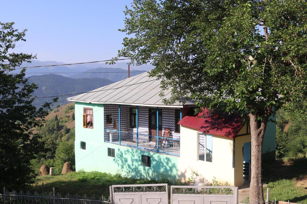 Khulo Guest House Chveni Ezo מראה חיצוני תמונה